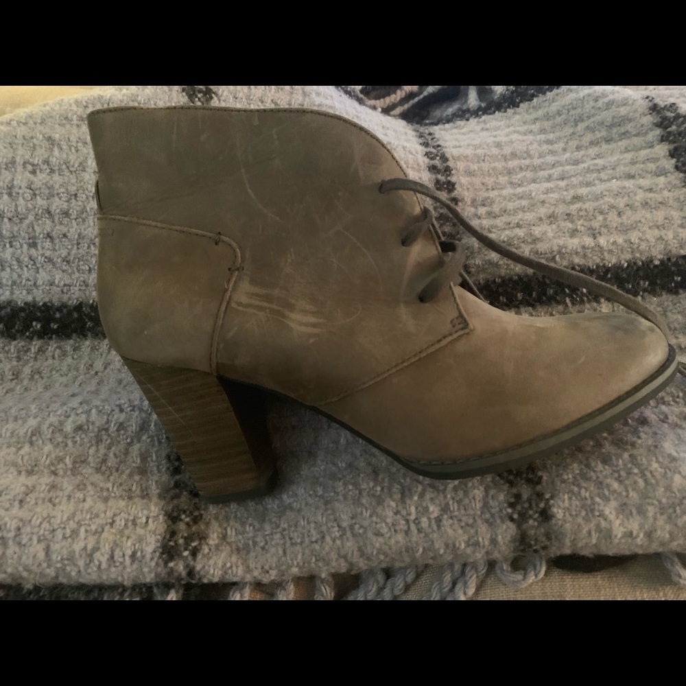 Clark’s Granny bootie